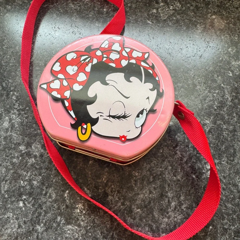 Vintage y2k Betty Boop Tin Purse Crossbody Bag Pink Red Heart Winking Face Metal